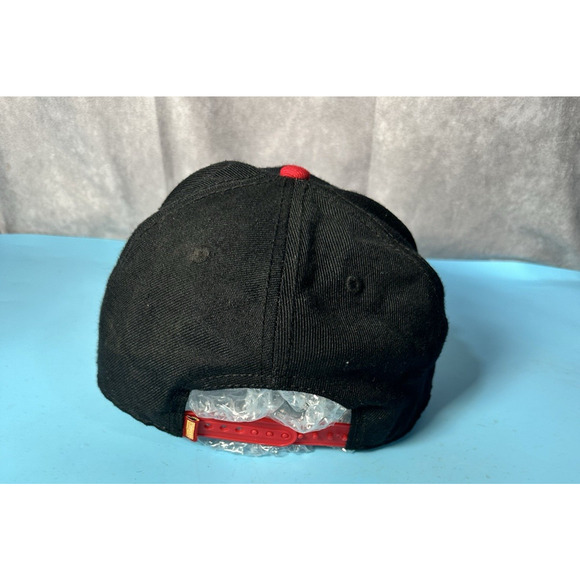 BOBS BURGERS Black And Red Adjustable Hat - Picture 4 of 7